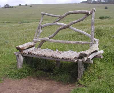 h_bench2.jpg