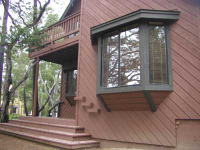 a_cottage_front.jpg