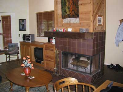 b_fireplace.jpg